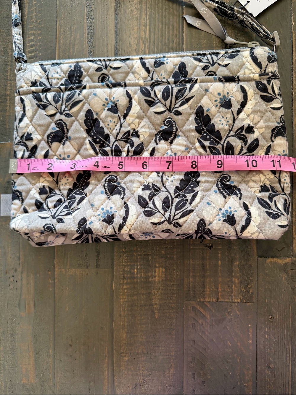 Vera Bradley Small Crossbody Bag Quilted Floral Grey NWT - Picture 9 of 10